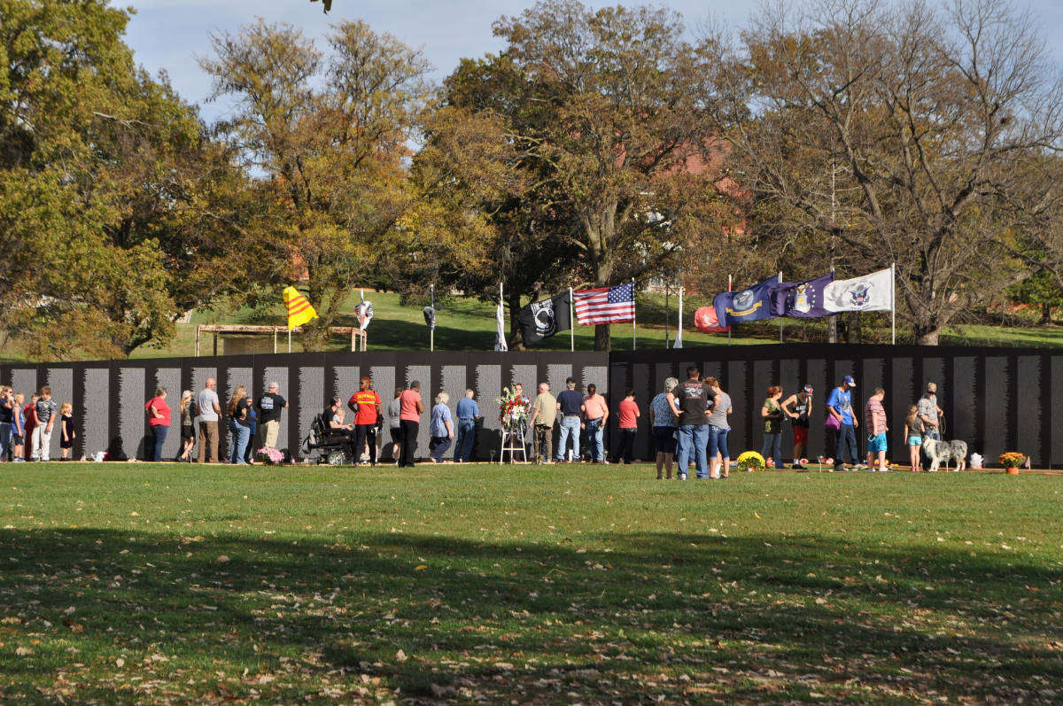 American Veterans Traveling Vietnam Wall Tribute American Veterans Traveling Vietnam Wall Tribute